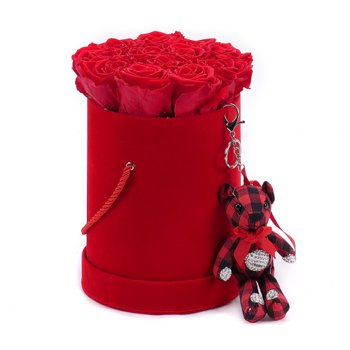 In eterno červený zamatový okrúhly box "L" 15 červených ruží s príveskom macko